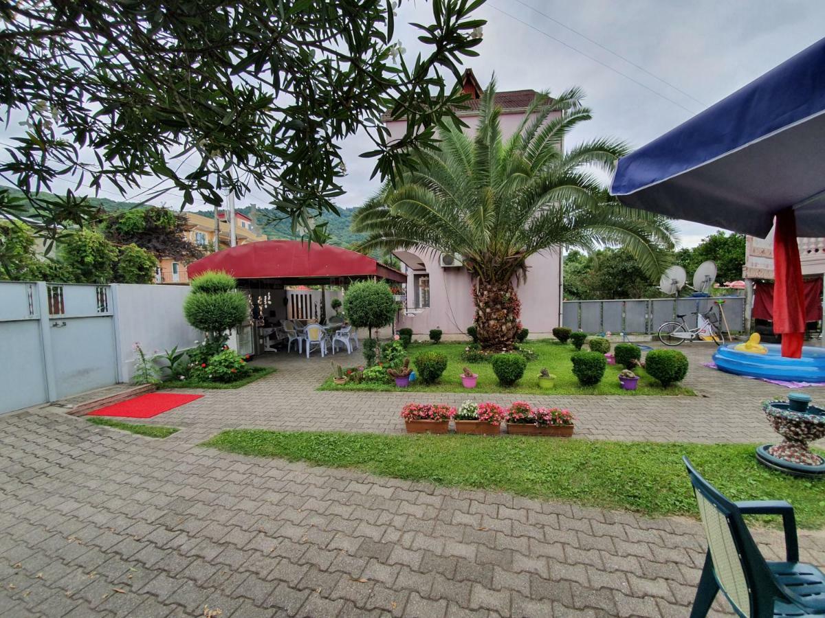 Twins Hotel Gonio Exterior photo